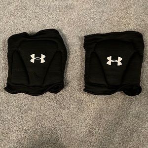 Volleyball knee pads
